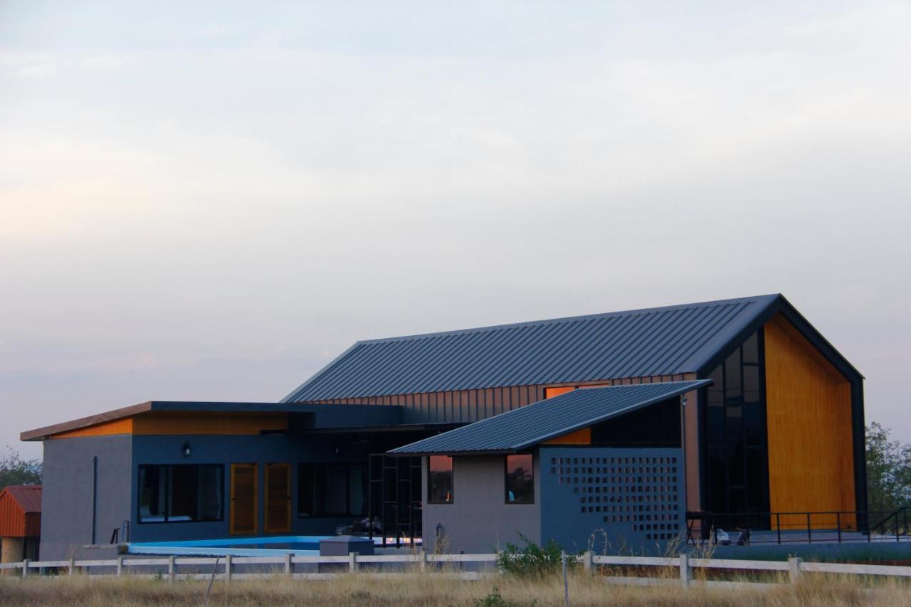 Nordic Cabin And The Pool Ban Sap Noi Exterior photo